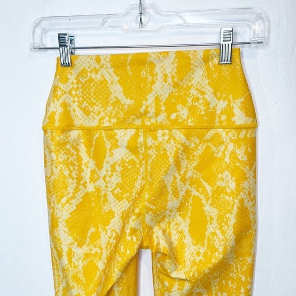 Carbon 38 Printed High Rise 7/8 Legging in Kumquat Snake Yellow reptile Size S - Picture 8 of 10